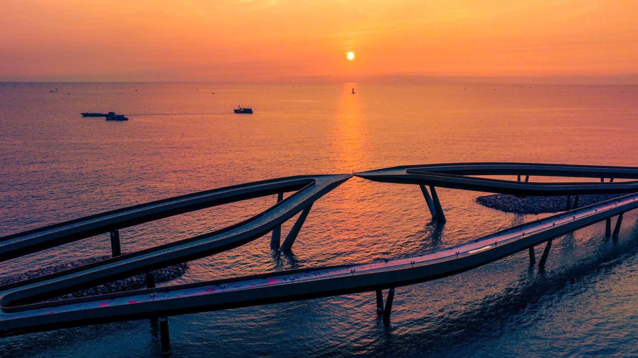 cầu hôn - kiss bridge