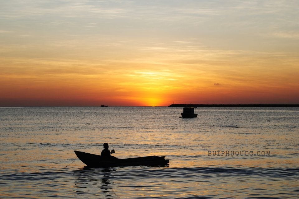 binh-minh-ngay-moi-o-lang-chai-phu-quoc