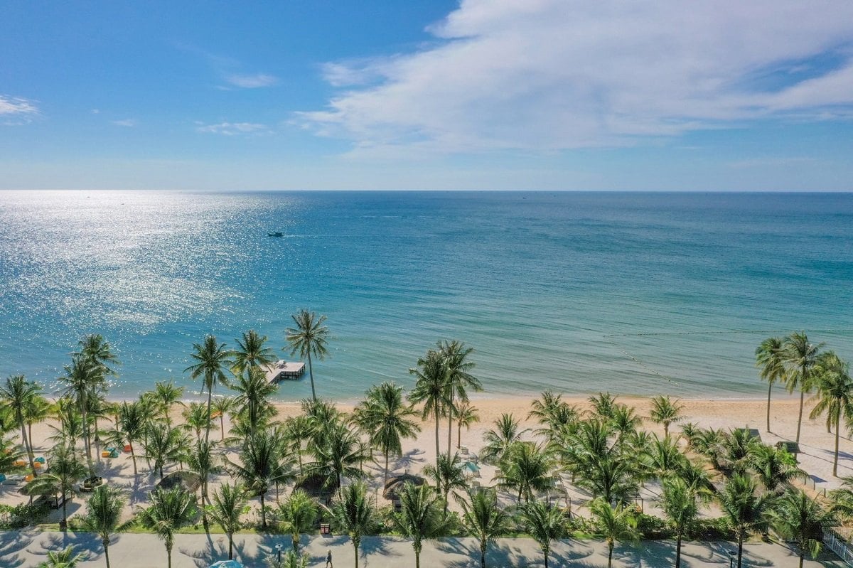 Bãi Trường Phú Quốc – Từ bãi biển vắng đến khu nghỉ dưỡng hiện đại của đảo Ngọc
